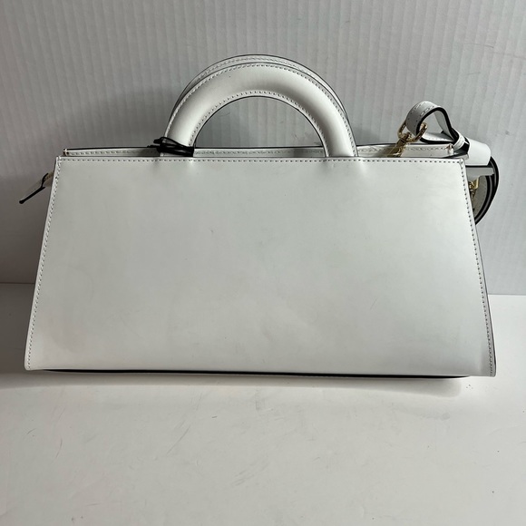 NWT Claudia Firenze CL10536 top handle Italian leather bag/ crossbody strap.